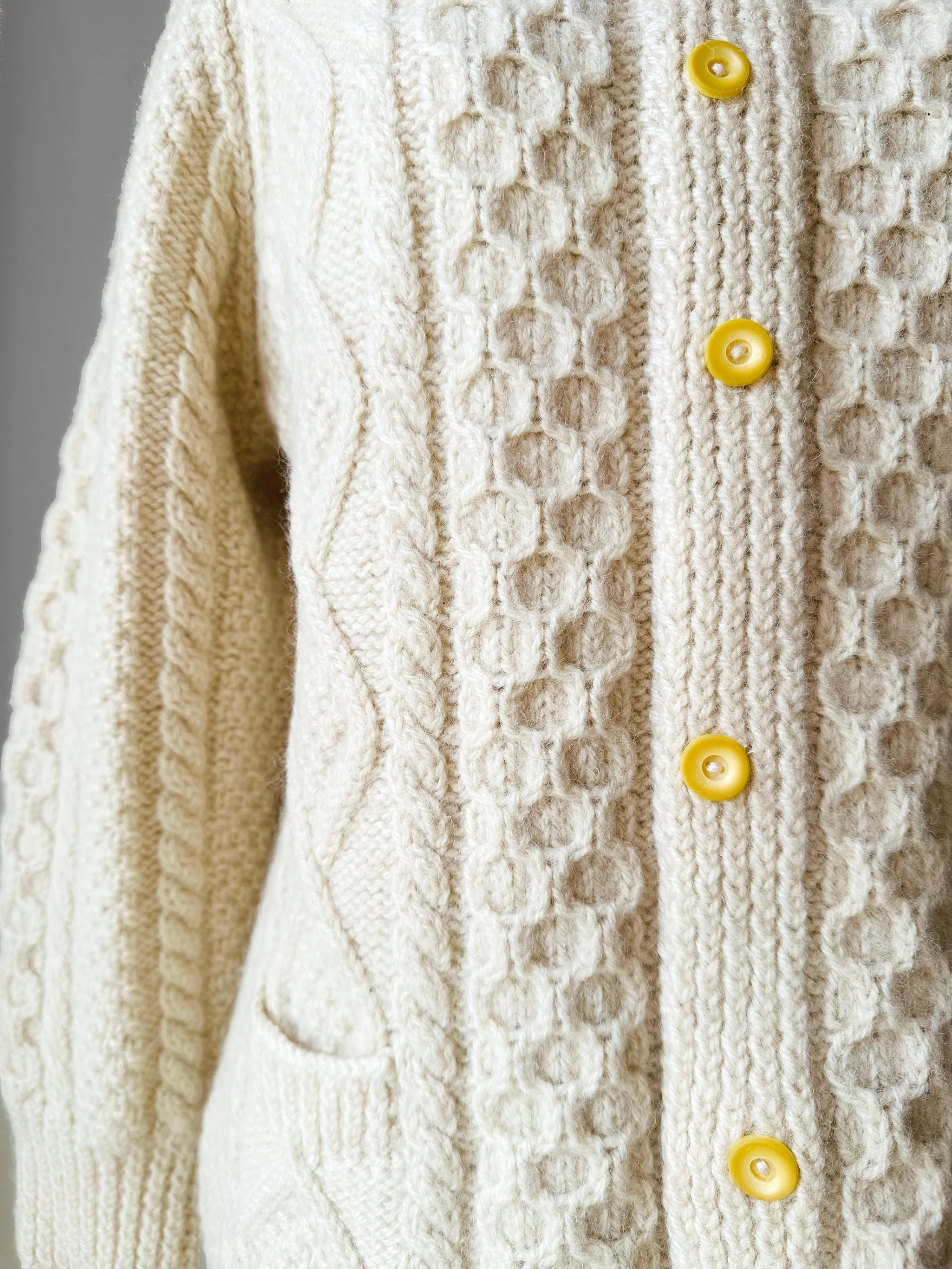 1970s Chunky Cream Wool Cable-Knit Faux Cardi Handmade Pullover Sweater - Sz. S/M