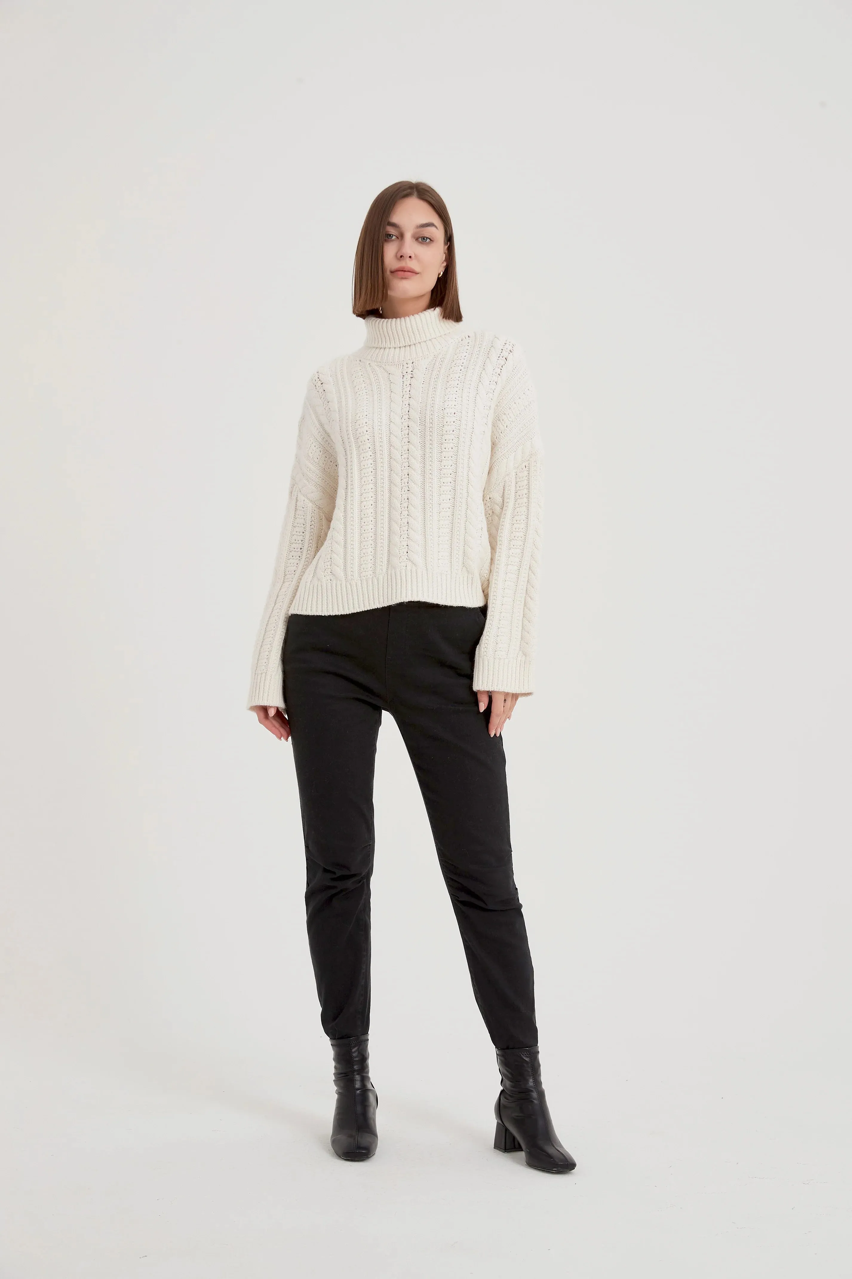 Chunky Cable Oversized Knit Ivory