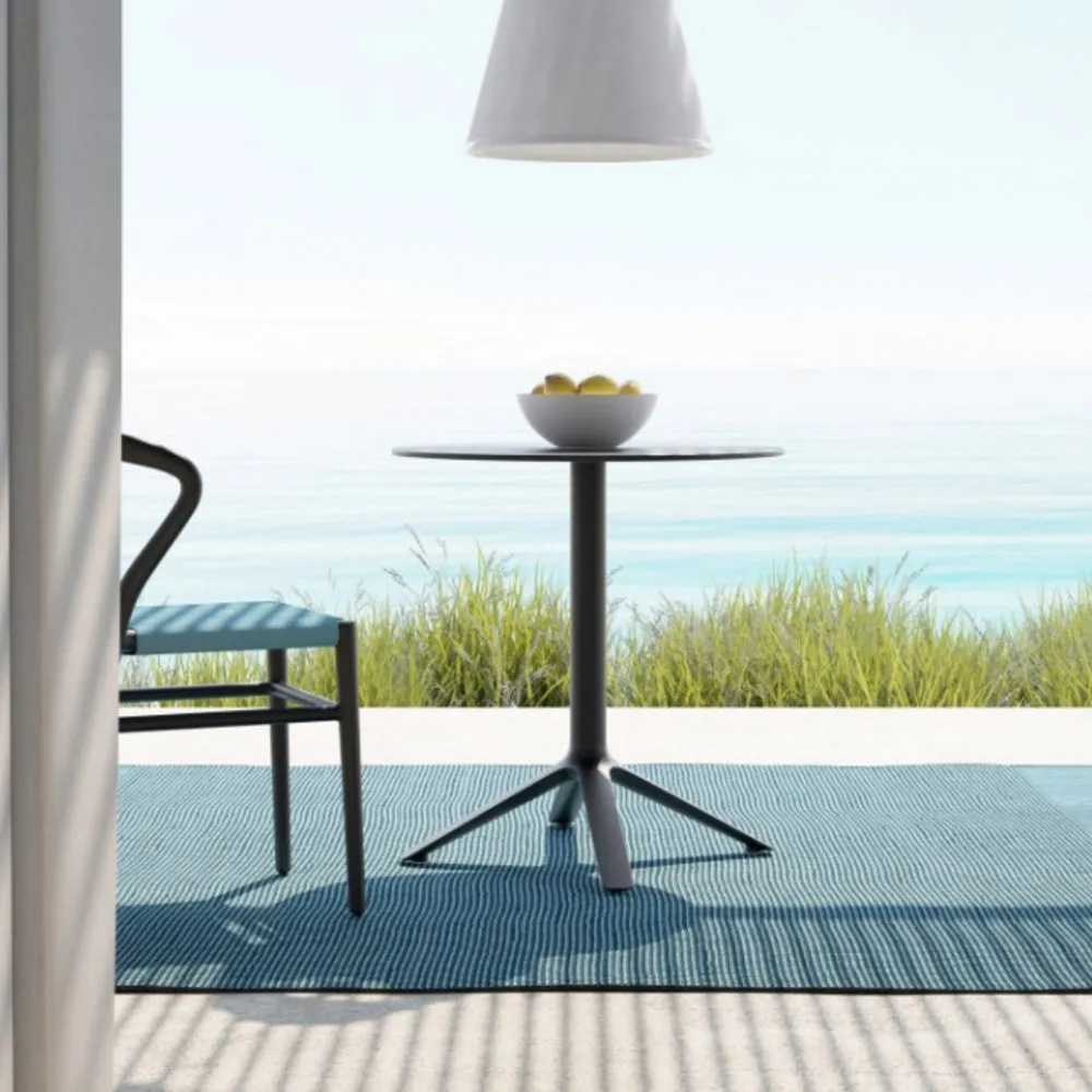 EX Indoor / Outdoor Tables