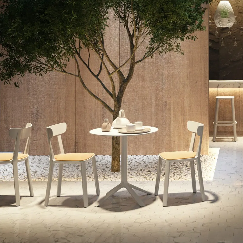 EX Indoor / Outdoor Tables