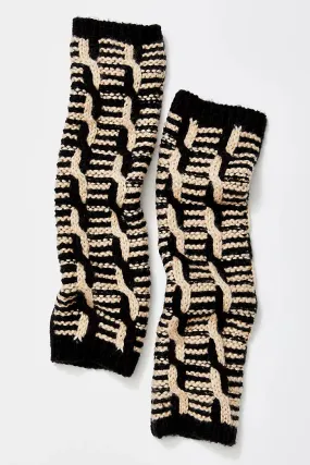 Mariella Cable Knit Arm Warmers - Black/Tan