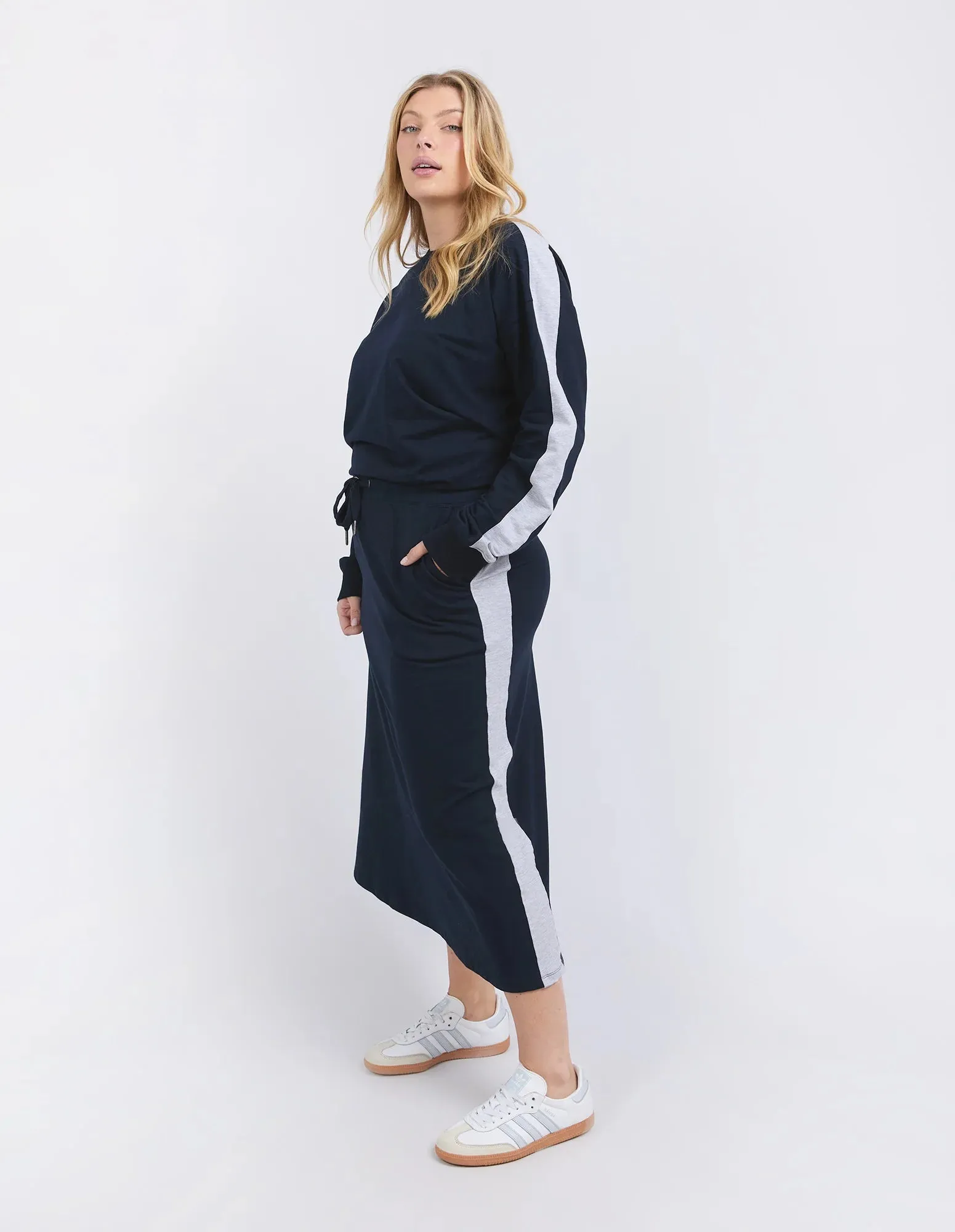 Sloan Fleece Skirt- Navy (Plus Size)