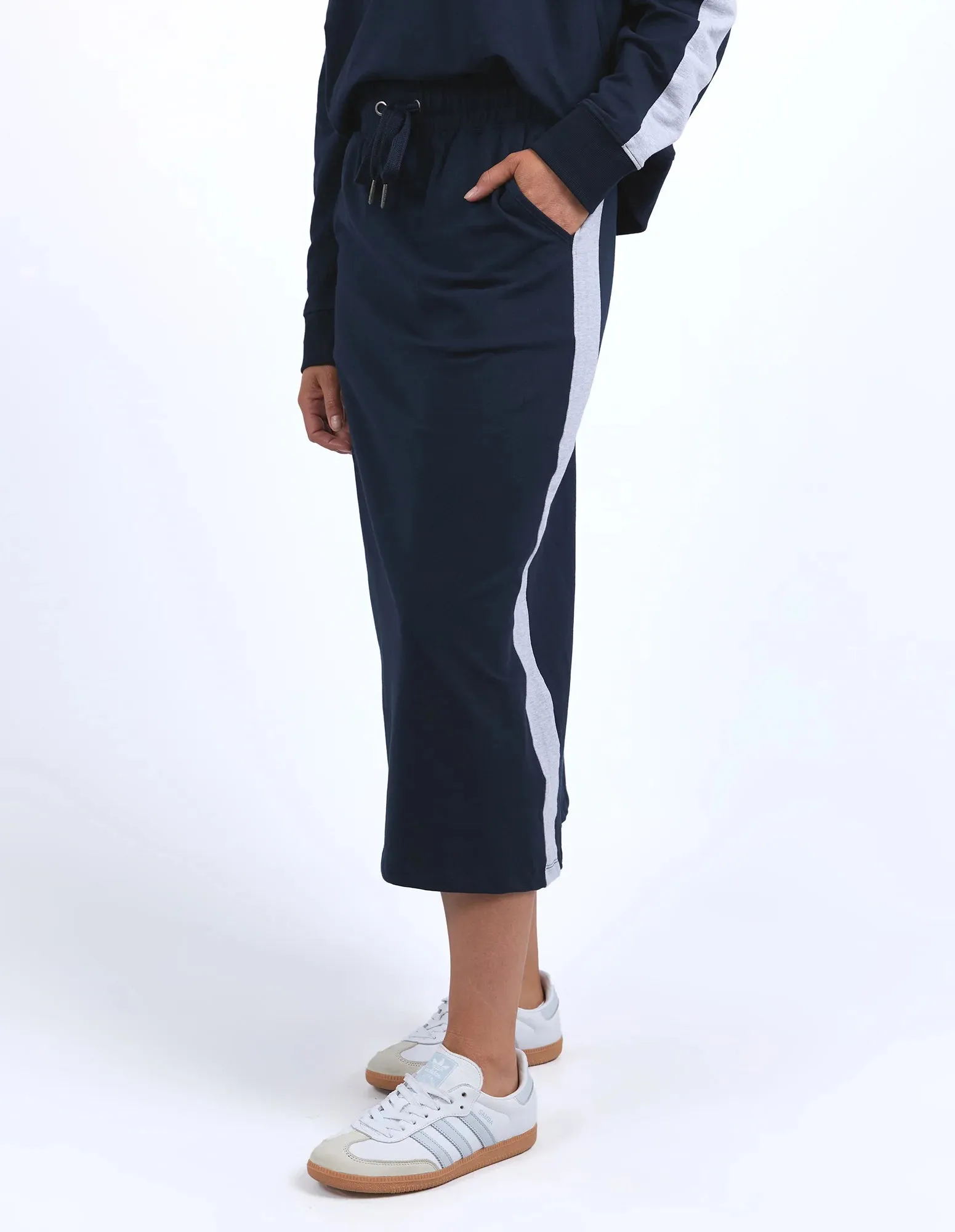 Sloan Fleece Skirt- Navy (Plus Size)