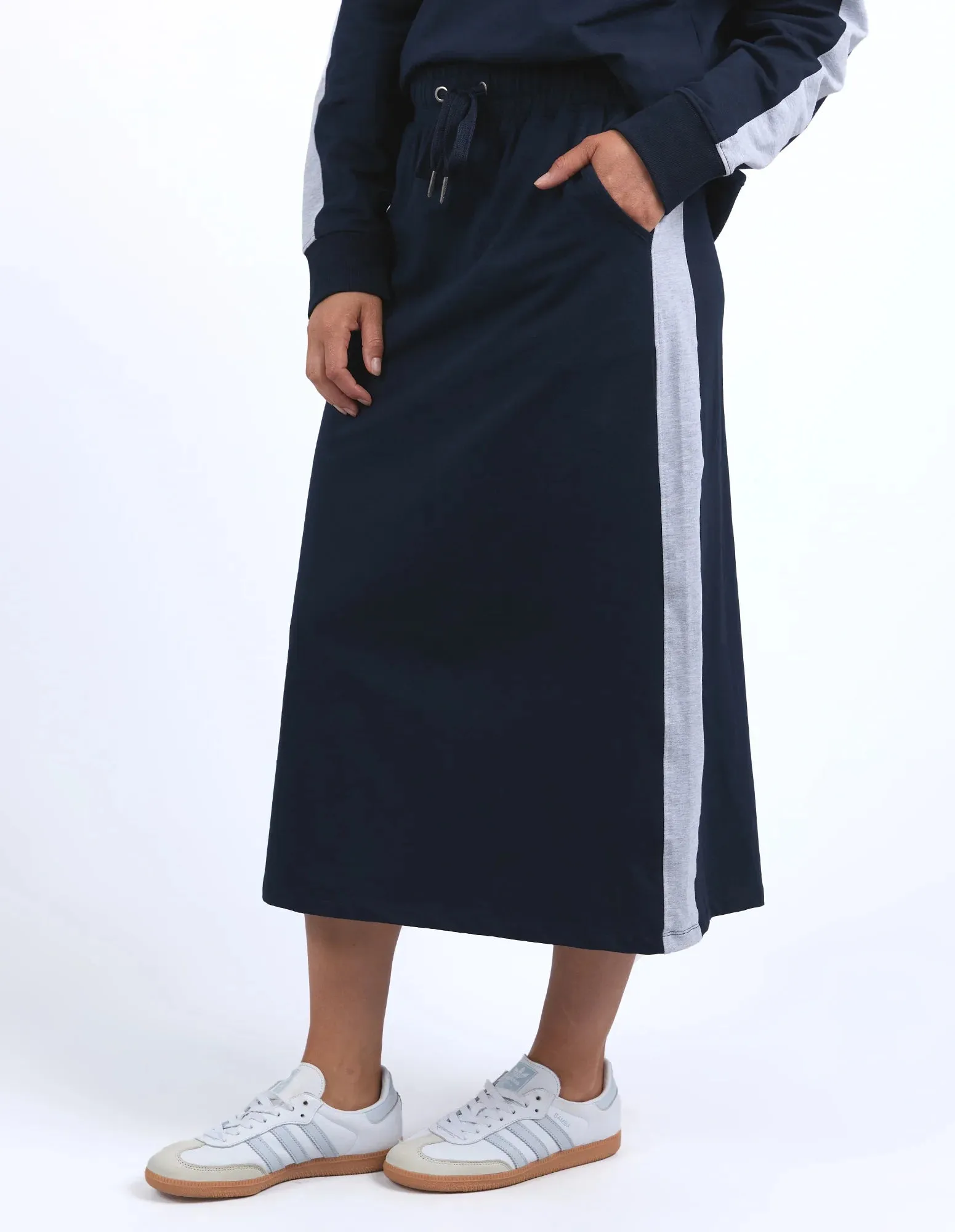 Sloan Fleece Skirt- Navy (Plus Size)